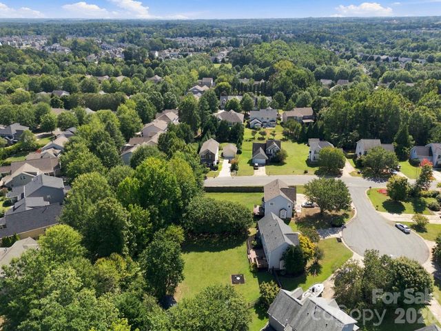 14306 Blue Grass Drive, Huntersville, NC 28078