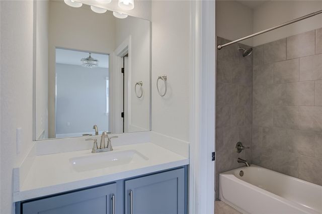 125 Serene Hilltop CIR, Austin, TX 78738