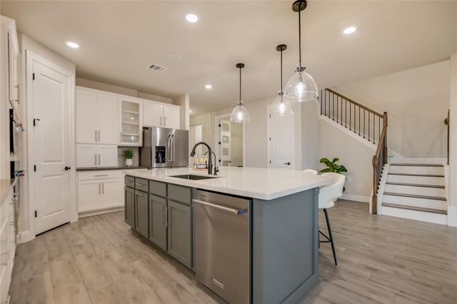 125 Serene Hilltop CIR, Austin, TX 78738