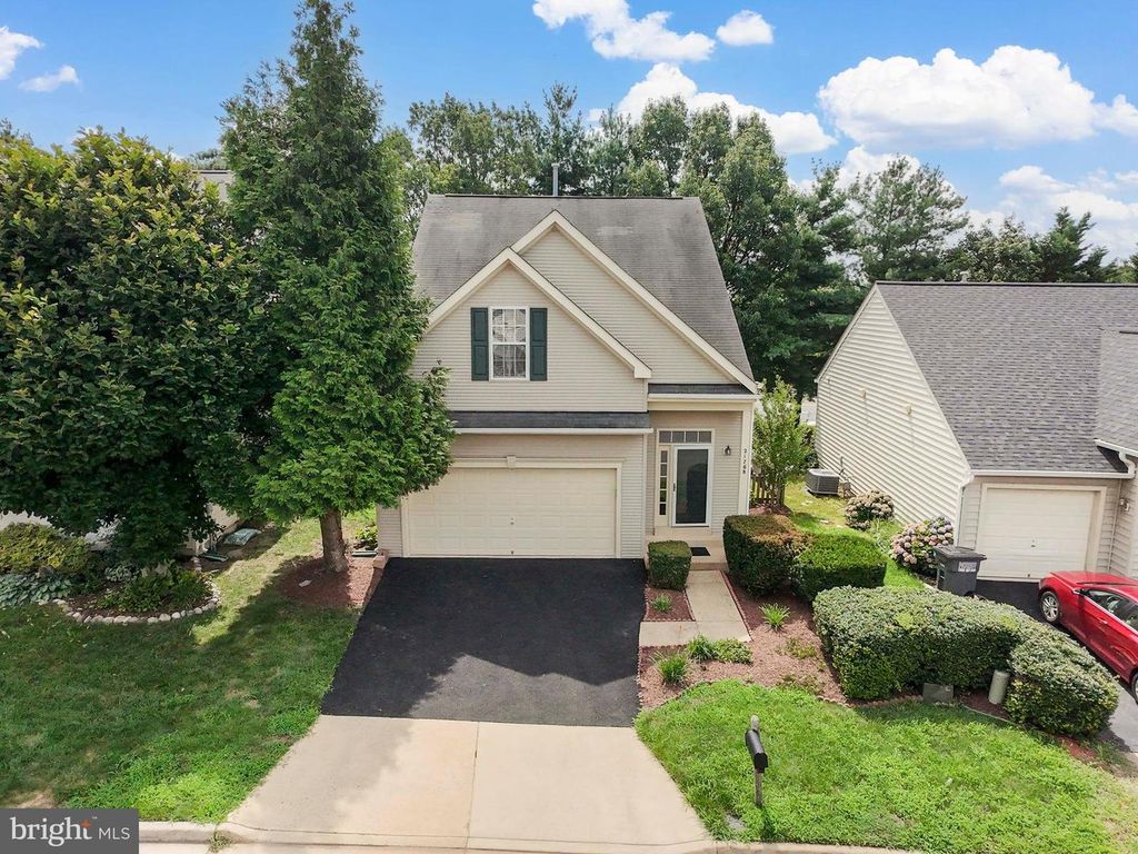 21768 TOTTENHAM HALE CT, Sterling, VA 20166