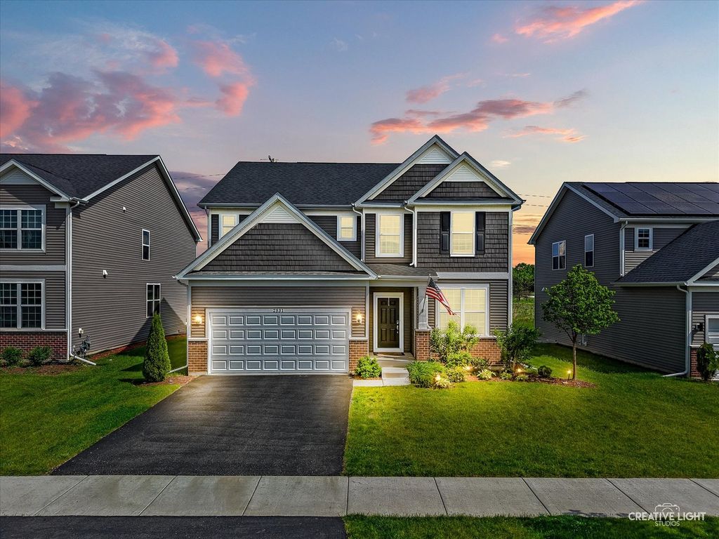 Image 31 of property listing at 2531 Accolade Avenue, Naperville, IL 60564