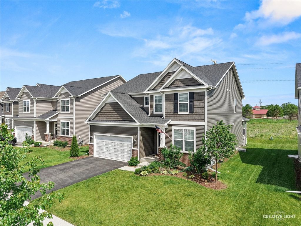 Image 35 of property listing at 2531 Accolade Avenue, Naperville, IL 60564