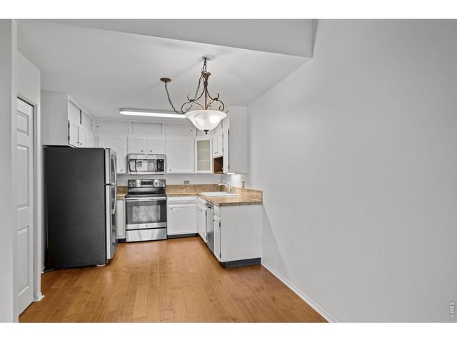 695 S Alton Way 6D, Denver, CO 80247