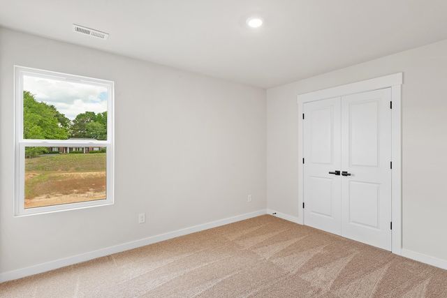 1237 Crested Iris Street, Moore, SC 29369