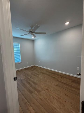 111 W PEARL STREET, Minneola, FL 34715