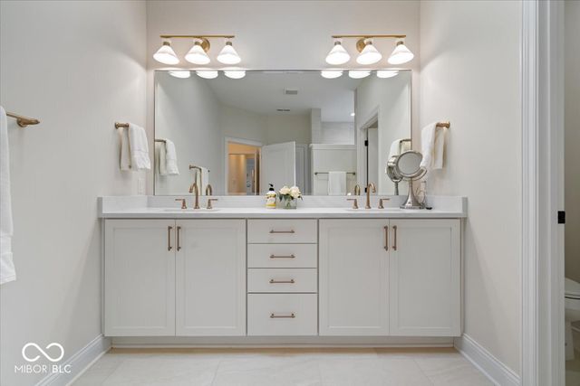 7056 Yosemite Drive, Zionsville, IN 46077