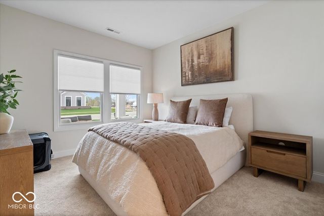 7056 Yosemite Drive, Zionsville, IN 46077