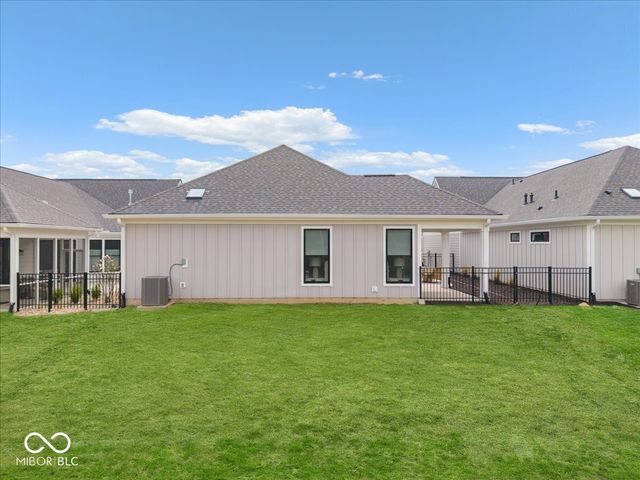 7056 Yosemite Drive, Zionsville, IN 46077