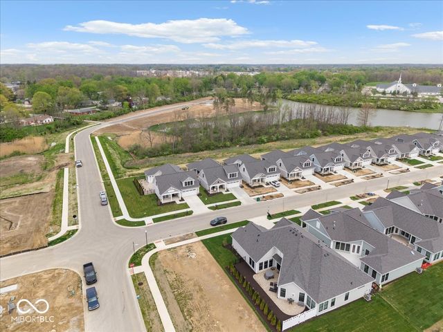 7056 Yosemite Drive, Zionsville, IN 46077