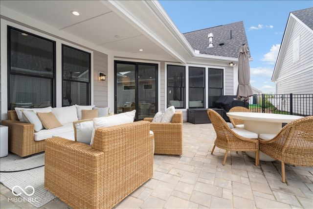 7056 Yosemite Drive, Zionsville, IN 46077