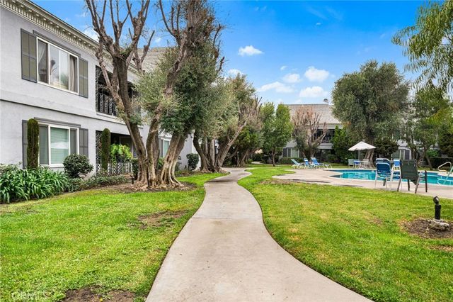 1641 S Pomona Avenue D36, Fullerton, CA 92832