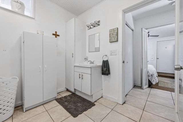 676 Pine Street, Easton, PA 18042