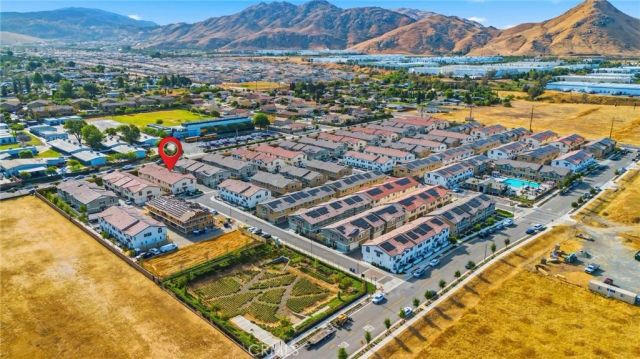 7102 Olive Grove Street, Riverside, CA 92507