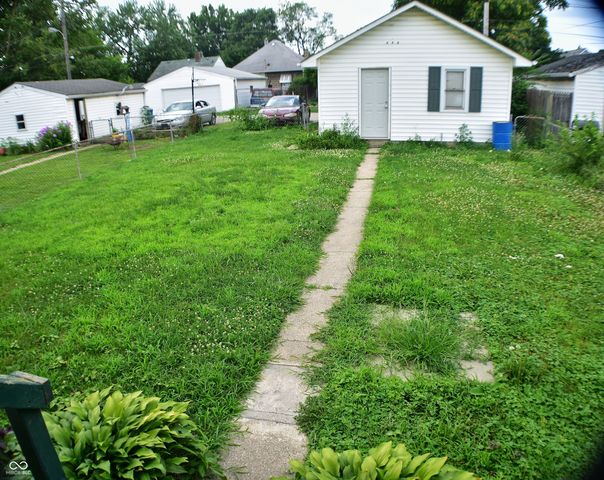 2208 W Minnesota Street, Indianapolis, IN 46221
