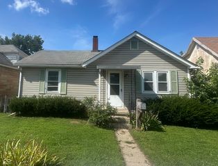 2208 W Minnesota Street, Indianapolis, IN 46221
