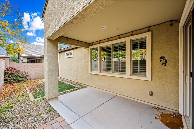 2554 E VERMONT Drive, Gilbert, AZ 85295