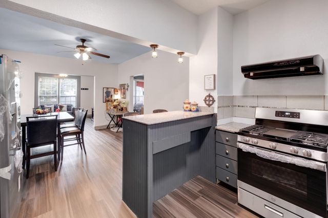4409 Avenue K, Galveston, TX 77550