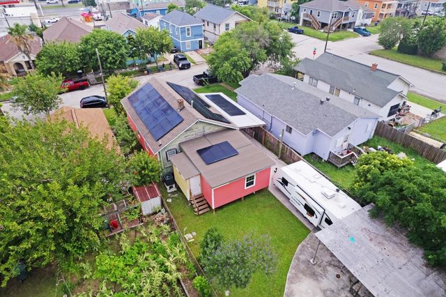4409 Avenue K, Galveston, TX 77550