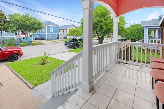4409 Avenue K, Galveston, TX 77550