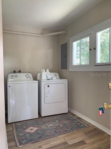 201 E VOORHIS AVENUE, Deland, FL 32724