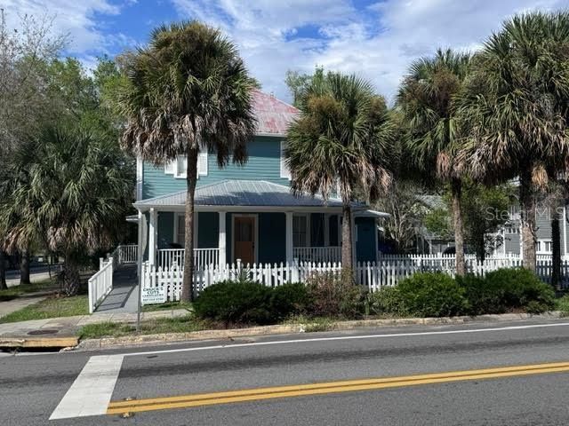201 E VOORHIS AVENUE, Deland, FL 32724