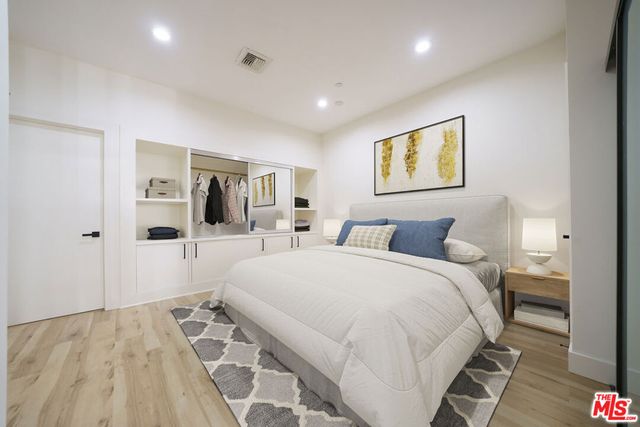 3810 Wilshire Boulevard 804, Los Angeles, CA 90010