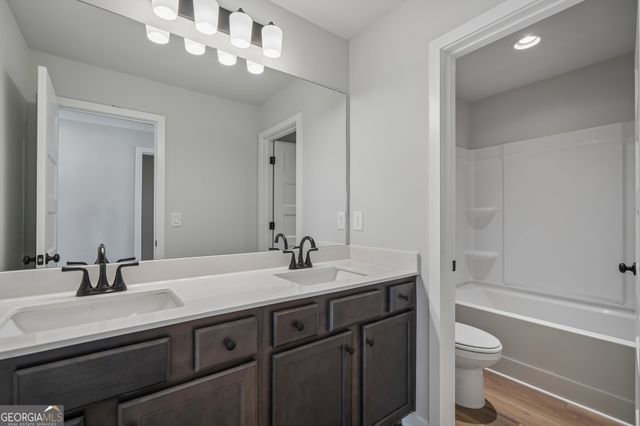 214 Fowler Farms Drive, Auburn, GA 30011
