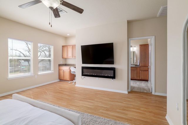 1178 Bedford ST, Austin, TX 78702