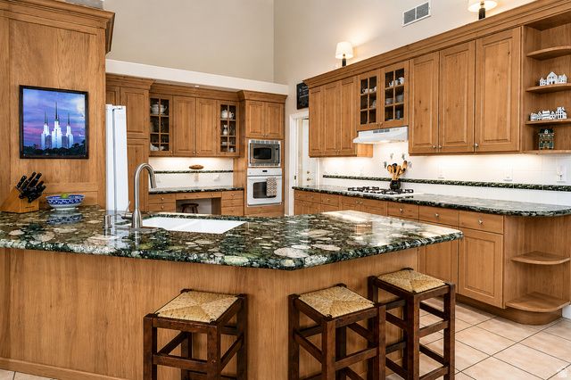 1581 E OLD LAKE LN, Fruit Heights, UT 84037