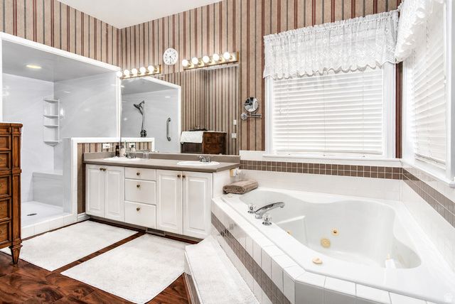 1581 E OLD LAKE LN, Fruit Heights, UT 84037