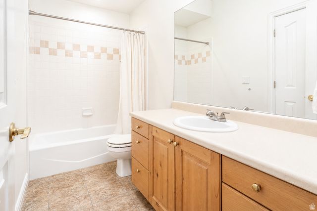 1581 E OLD LAKE LN, Fruit Heights, UT 84037