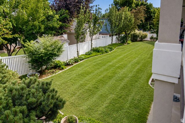 1581 E OLD LAKE LN, Fruit Heights, UT 84037