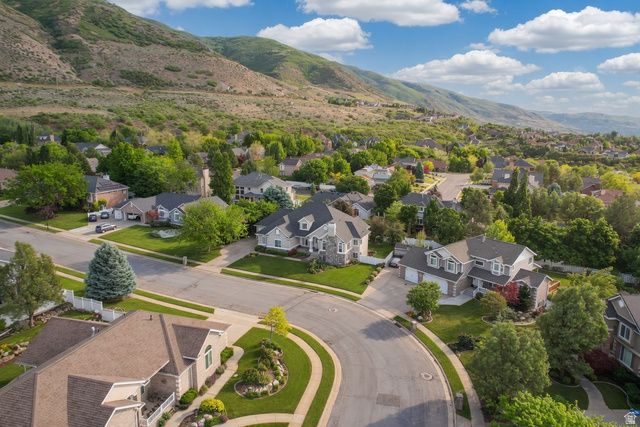 1581 E OLD LAKE LN, Fruit Heights, UT 84037