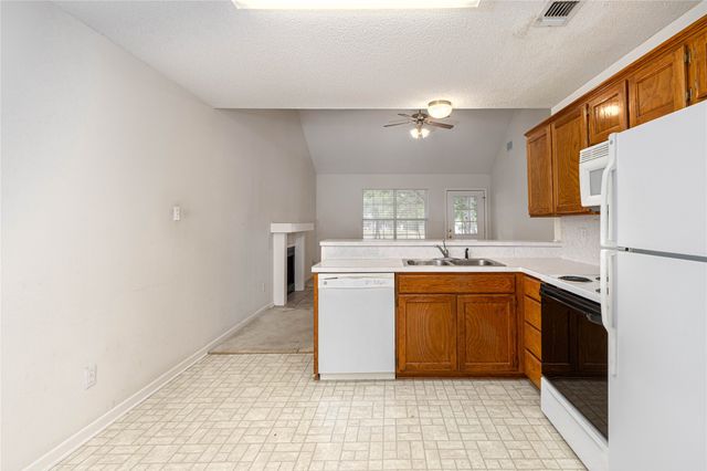 207 Pagosa Lane, Holly Lake Ranch, TX 75765