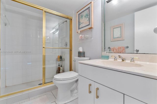 2017 S Ocean Dr 910, Hallandale Beach, FL 33009