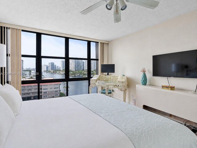 2017 S Ocean Dr 910, Hallandale Beach, FL 33009