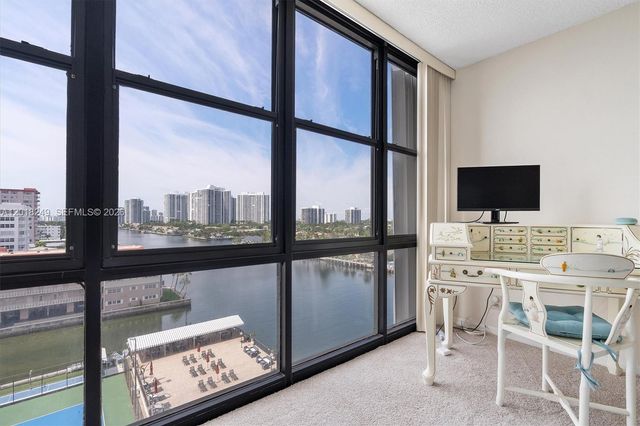 2017 S Ocean Dr 910, Hallandale Beach, FL 33009