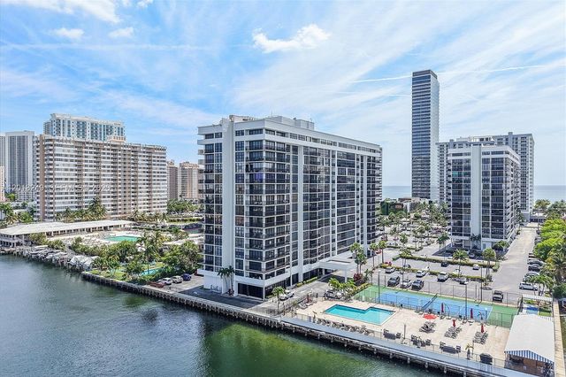 2017 S Ocean Dr 910, Hallandale Beach, FL 33009