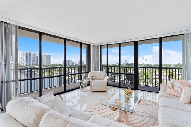 2017 S Ocean Dr 910, Hallandale Beach, FL 33009