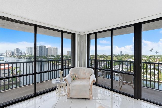 2017 S Ocean Dr 910, Hallandale Beach, FL 33009