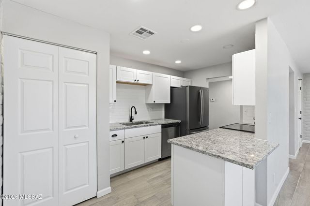 326 E Linden Street, Tucson, AZ 85705