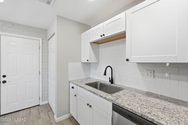 326 E Linden Street, Tucson, AZ 85705