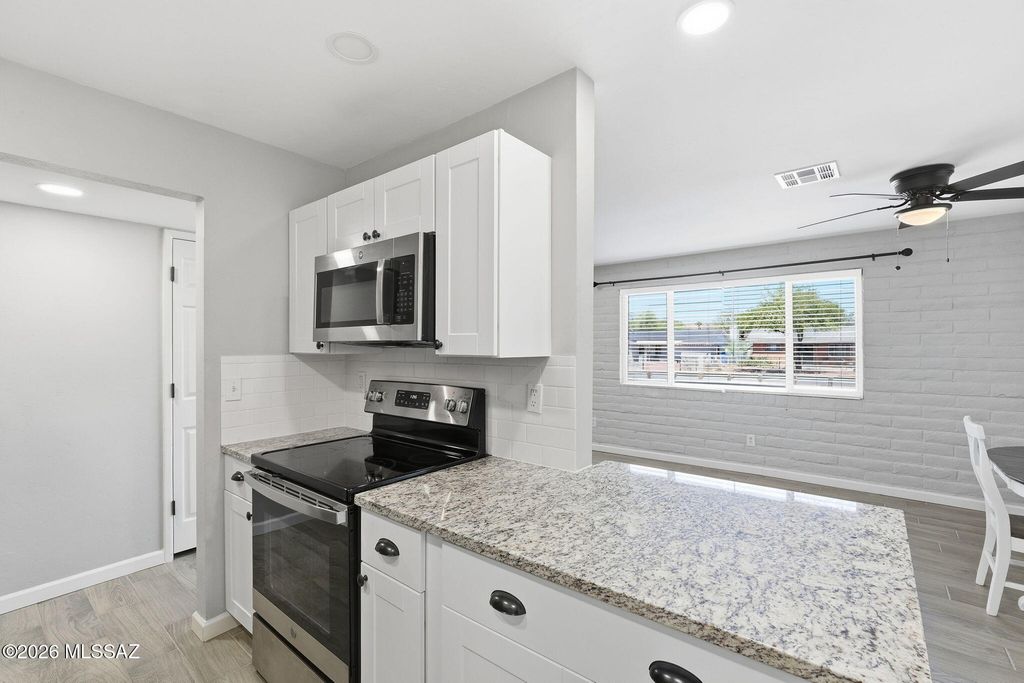 326 E Linden Street, Tucson, AZ 85705