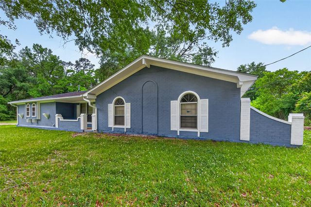 12163 Oak Leaf Road, Conroe, TX 77303