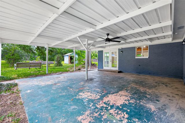 12163 Oak Leaf Road, Conroe, TX 77303