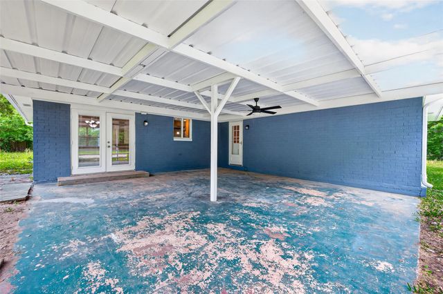 12163 Oak Leaf Road, Conroe, TX 77303