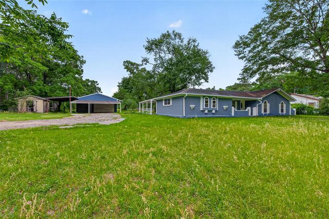 12163 Oak Leaf Road, Conroe, TX 77303