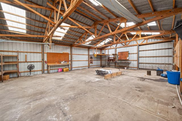 12163 Oak Leaf Road, Conroe, TX 77303
