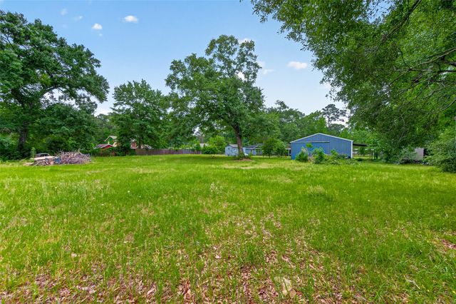 12163 Oak Leaf Road, Conroe, TX 77303