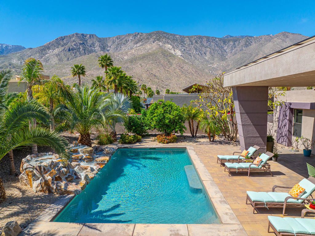 463 Lautner Lane, Palm Springs, CA 92264